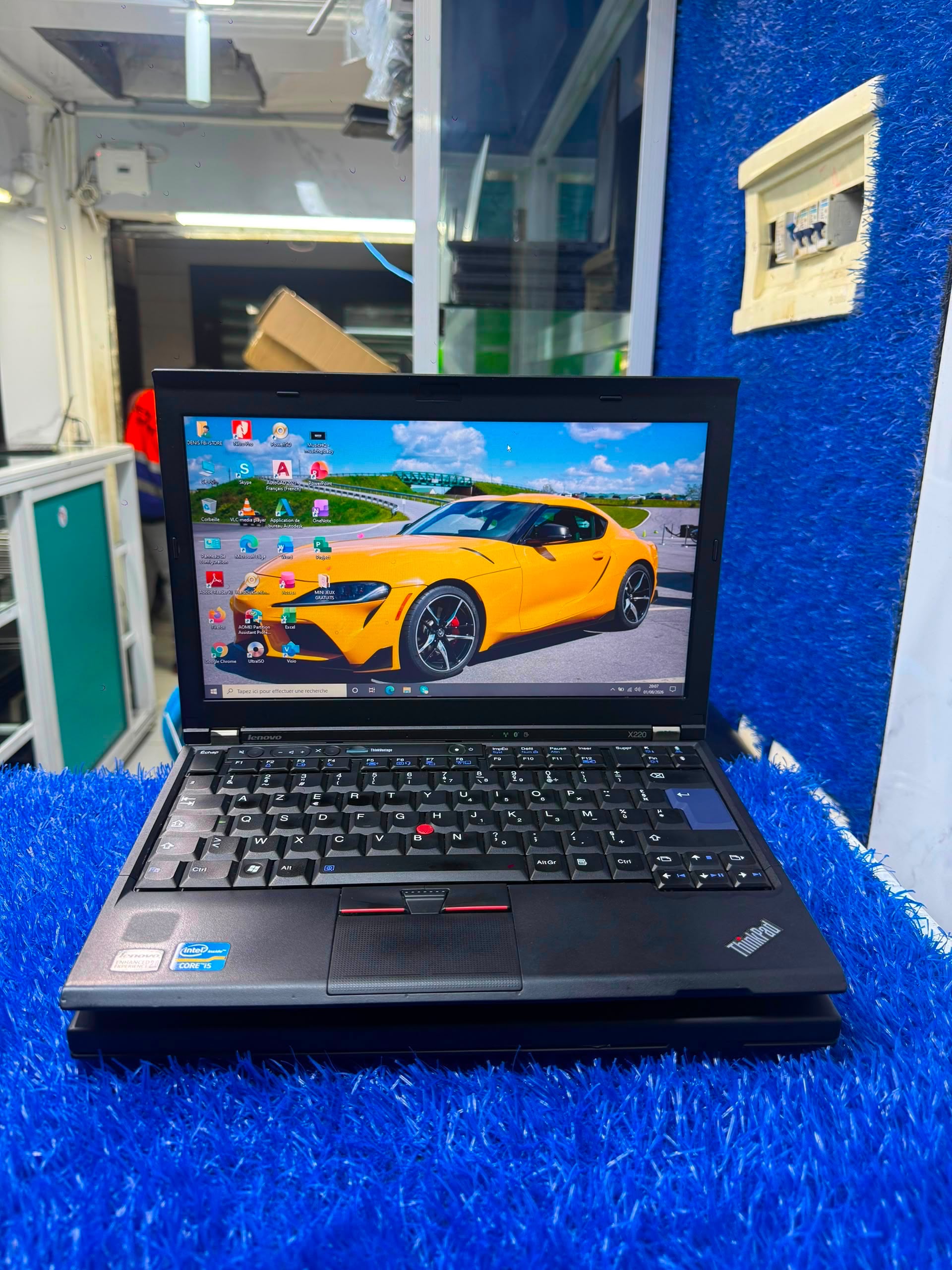 LENOVO X220